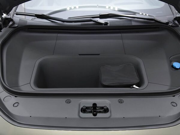 Used Zeekr 001 2025, YOU Edition, 100 kWh, AWD