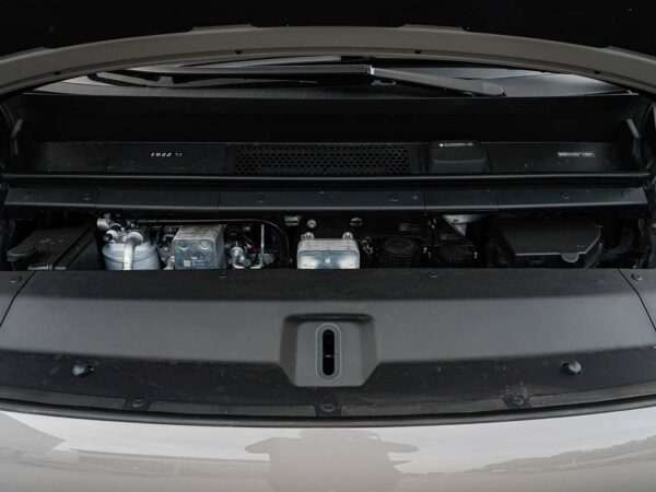Used Li Auto MEGA 2025 Ultra Smart Refresh Edition