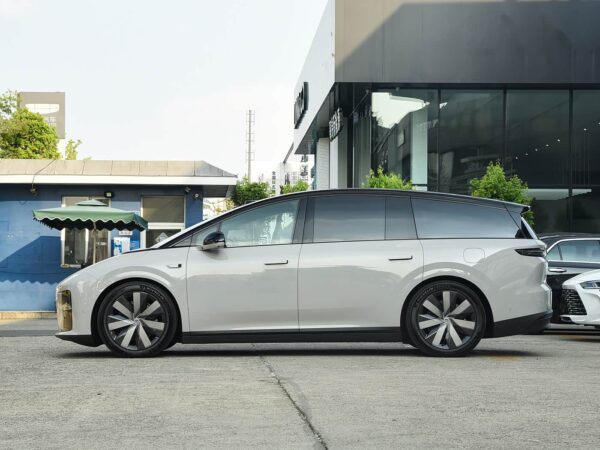 Used Li Auto i8 2025 Standard Edition