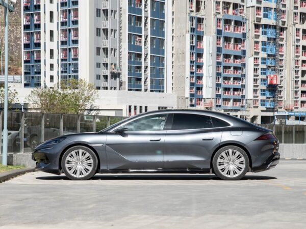 Used Denza Z9 2024 1100km AWD Ultra