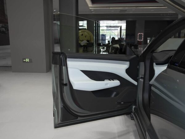 Used Zeekr 001 2025, YOU Edition, 100 kWh, AWD